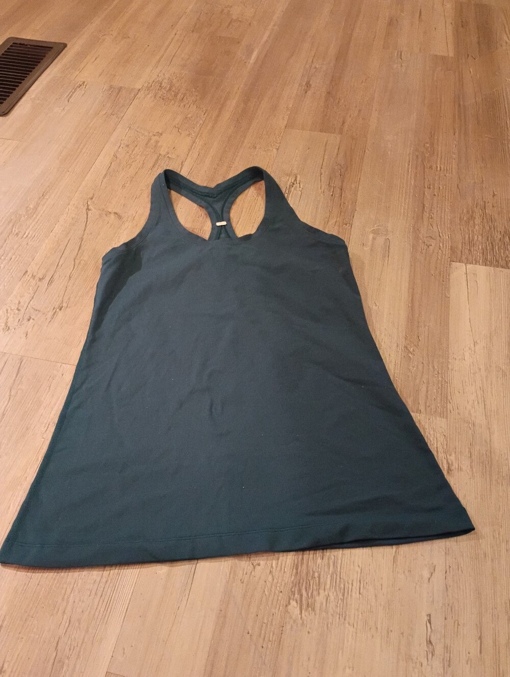 Lululemon - Picture 2 of 5